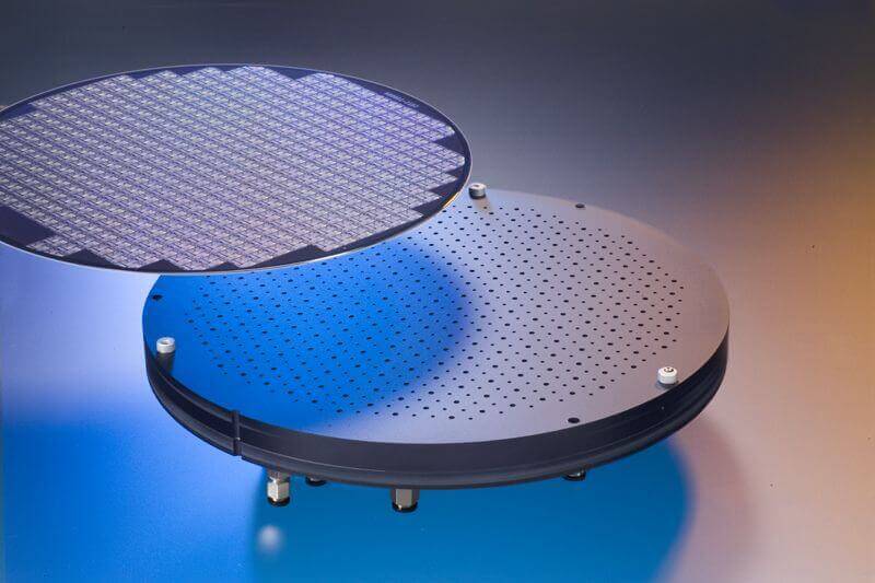 CoreFlow Develops a non-contact chuck for Semiconductor Silicon Wafers